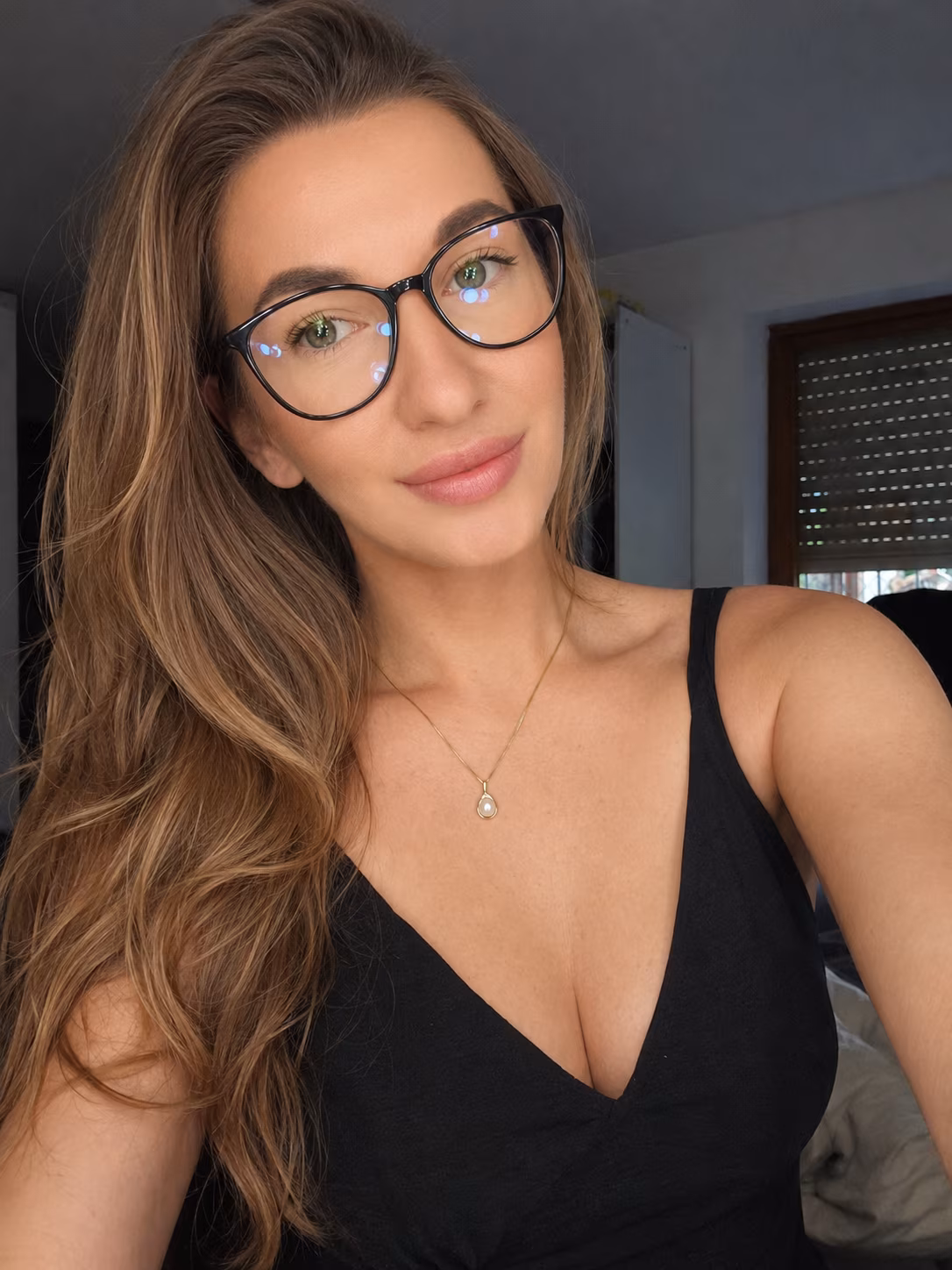 Natalia 36 Bottmingen Switzerland I'm a bride ready to meet my hero
