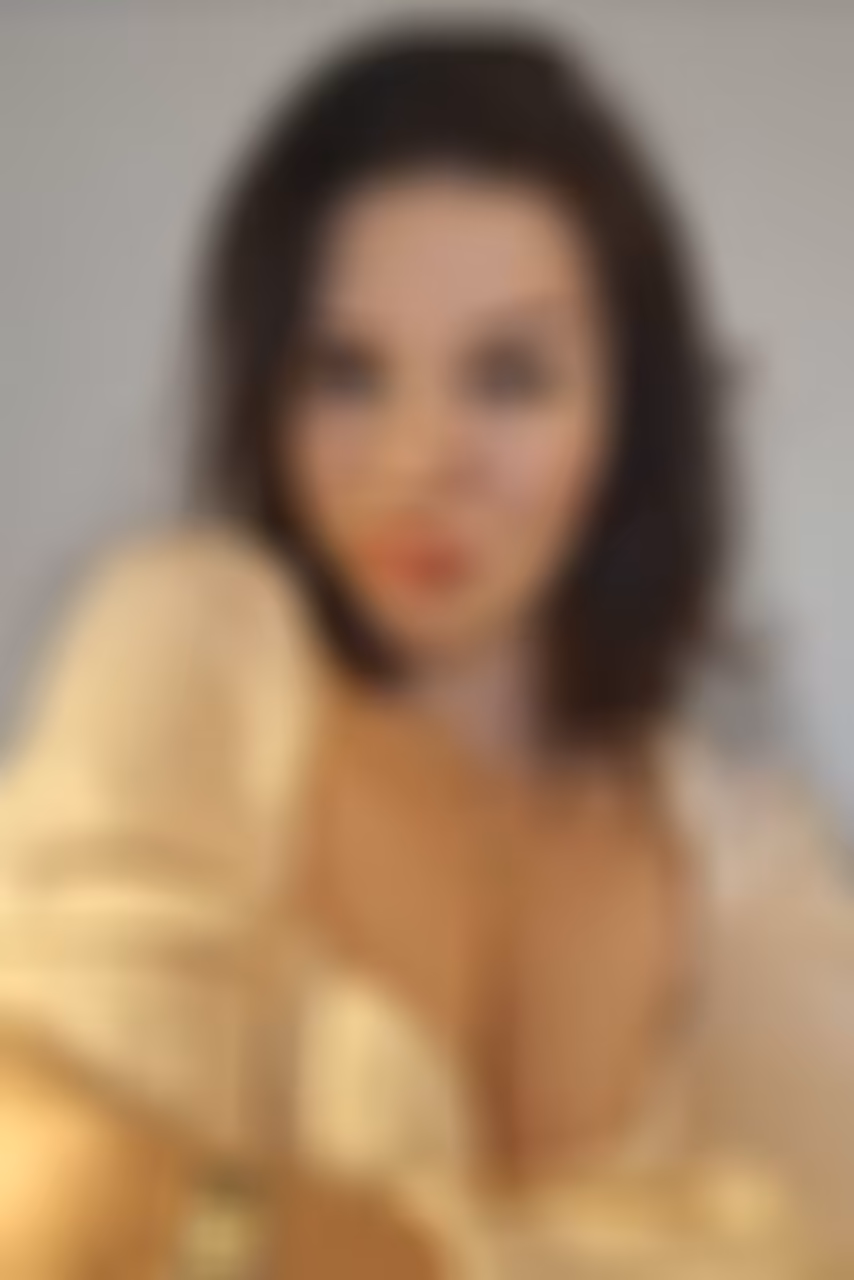 Vlada 39 yo from Kyiv  Ukraine I'm a bride searching for my best friend