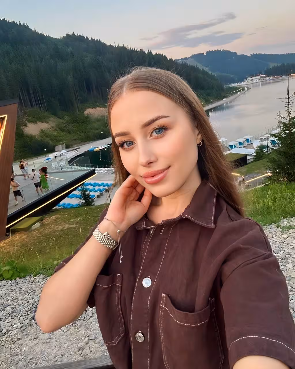 Veronika 21 yo from Ivano-Frankivsk Ukraine I'm a bride searching for my match