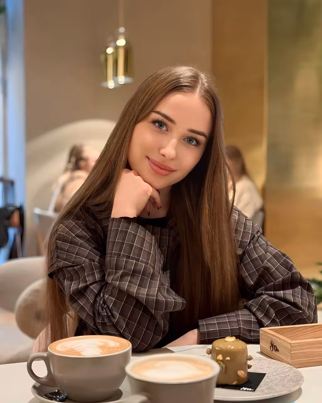 Veronika 21 yo from Ivano-Frankivsk Ukraine I'm a bride searching for my match