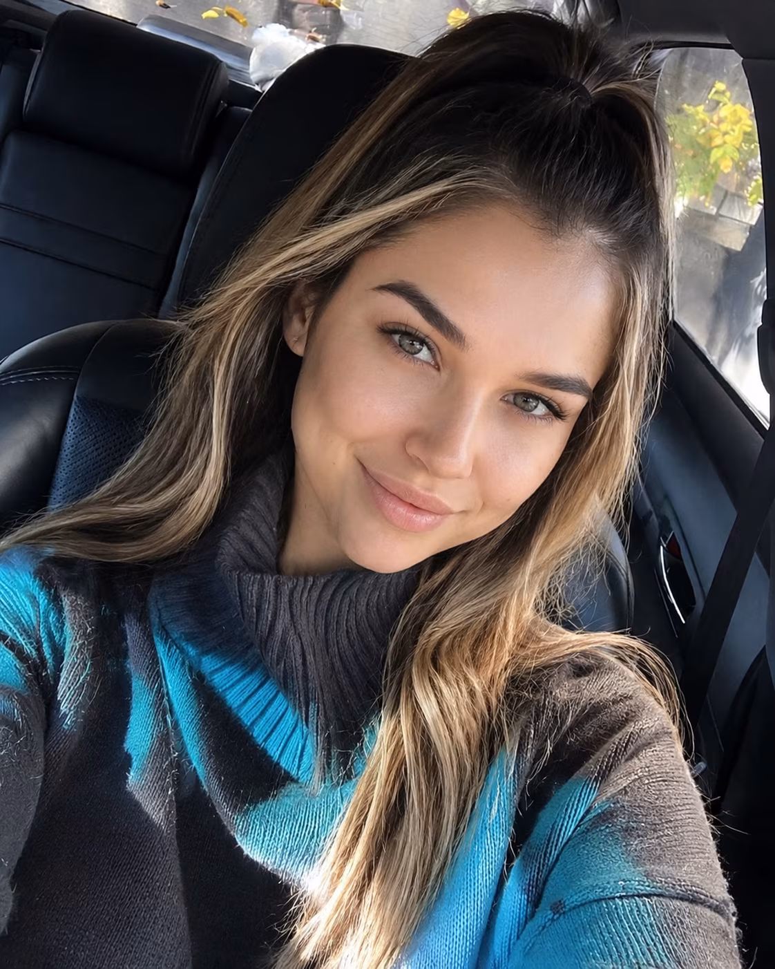 Daryna 22 Kharkiv  Ukraine I'm a bride who needs my protector husband