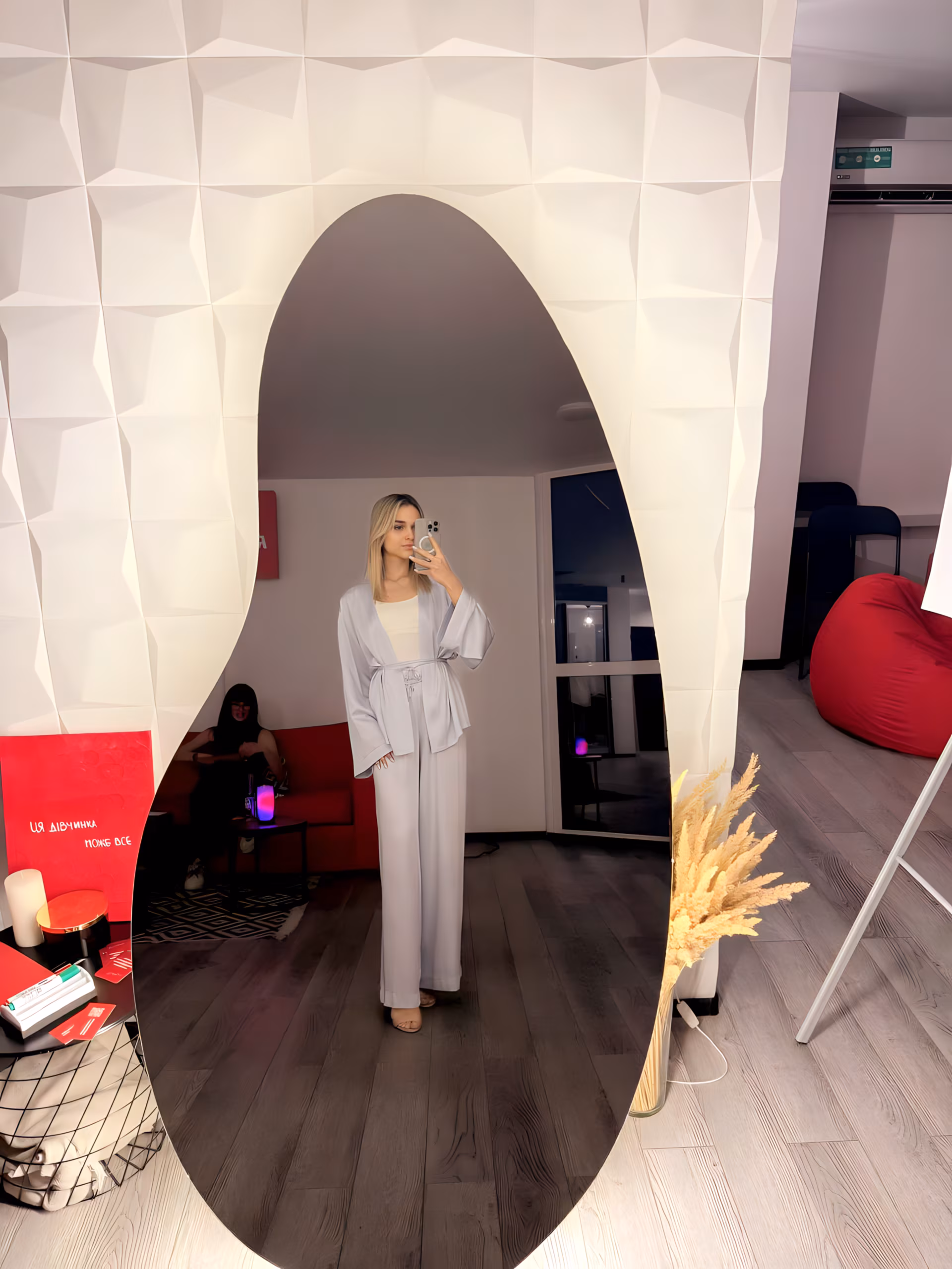 Daryna 22 Kharkiv  Ukraine I'm a bride who needs my protector husband