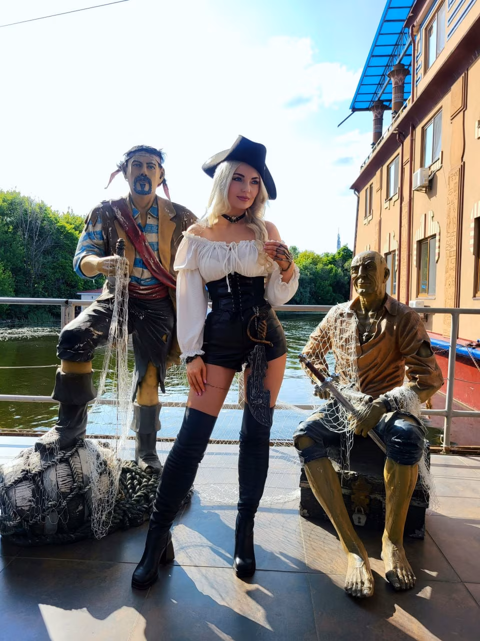 Yulia 40 Dnipropetrovsk Ukraine I'm ready to find my prince partner