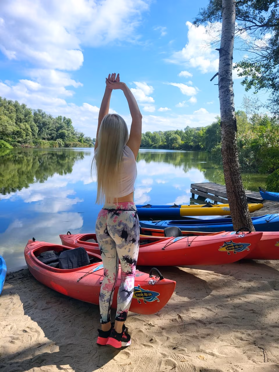 Yulia 40 Dnipropetrovsk Ukraine I'm ready to find my prince partner