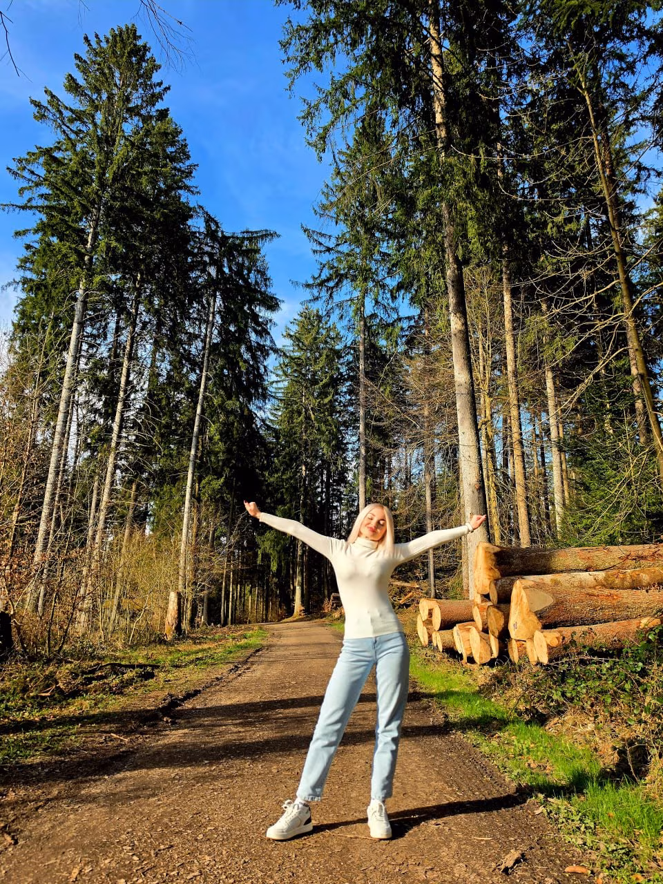 Yulia 40 Dnipropetrovsk Ukraine I'm ready to find my prince partner