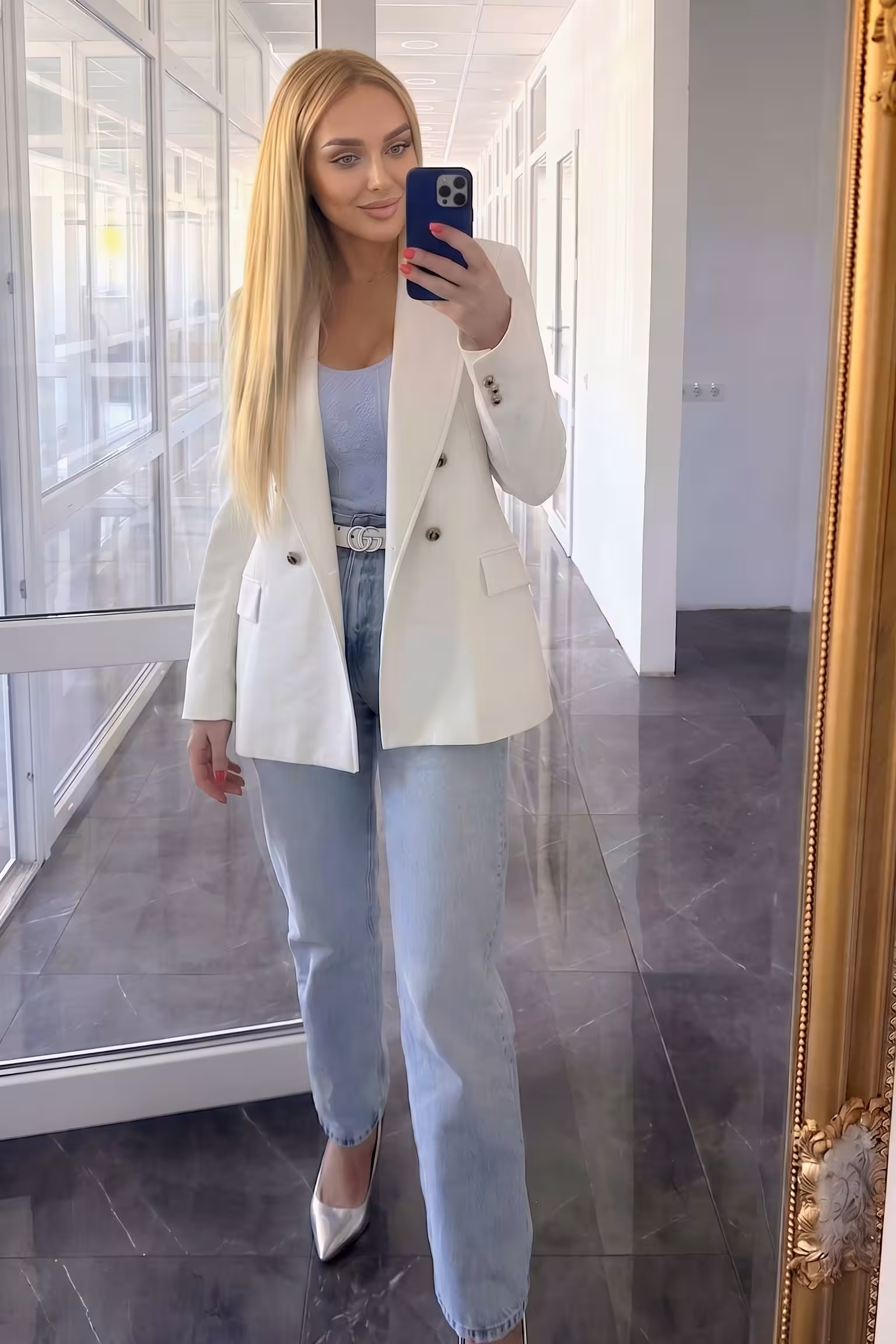 Lisa 35 yo from Saskatoon, Kyiv Canada I want to find my dream man