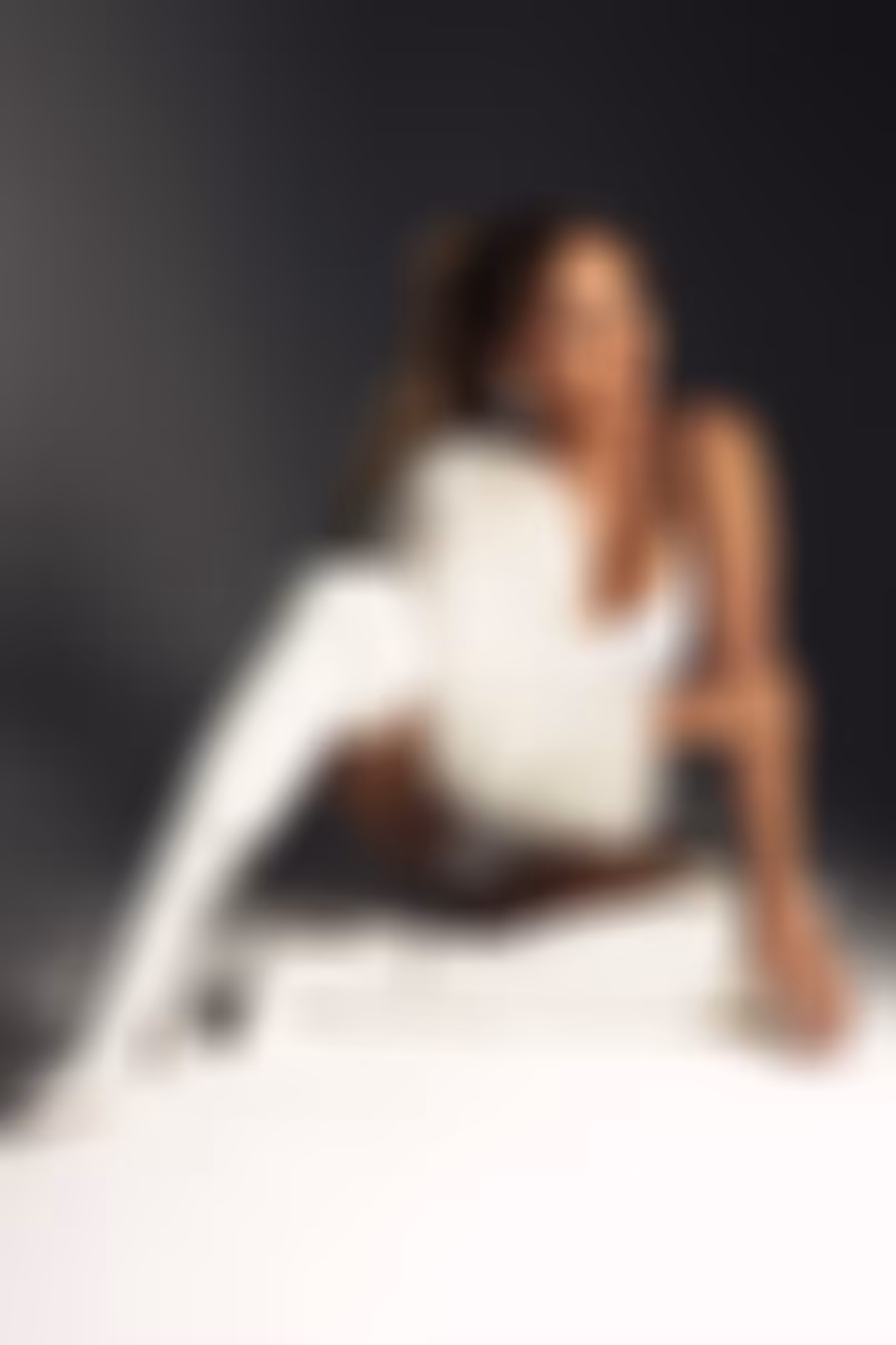 Lisa 35 yo from Saskatoon, Kyiv Canada I want to find my dream man