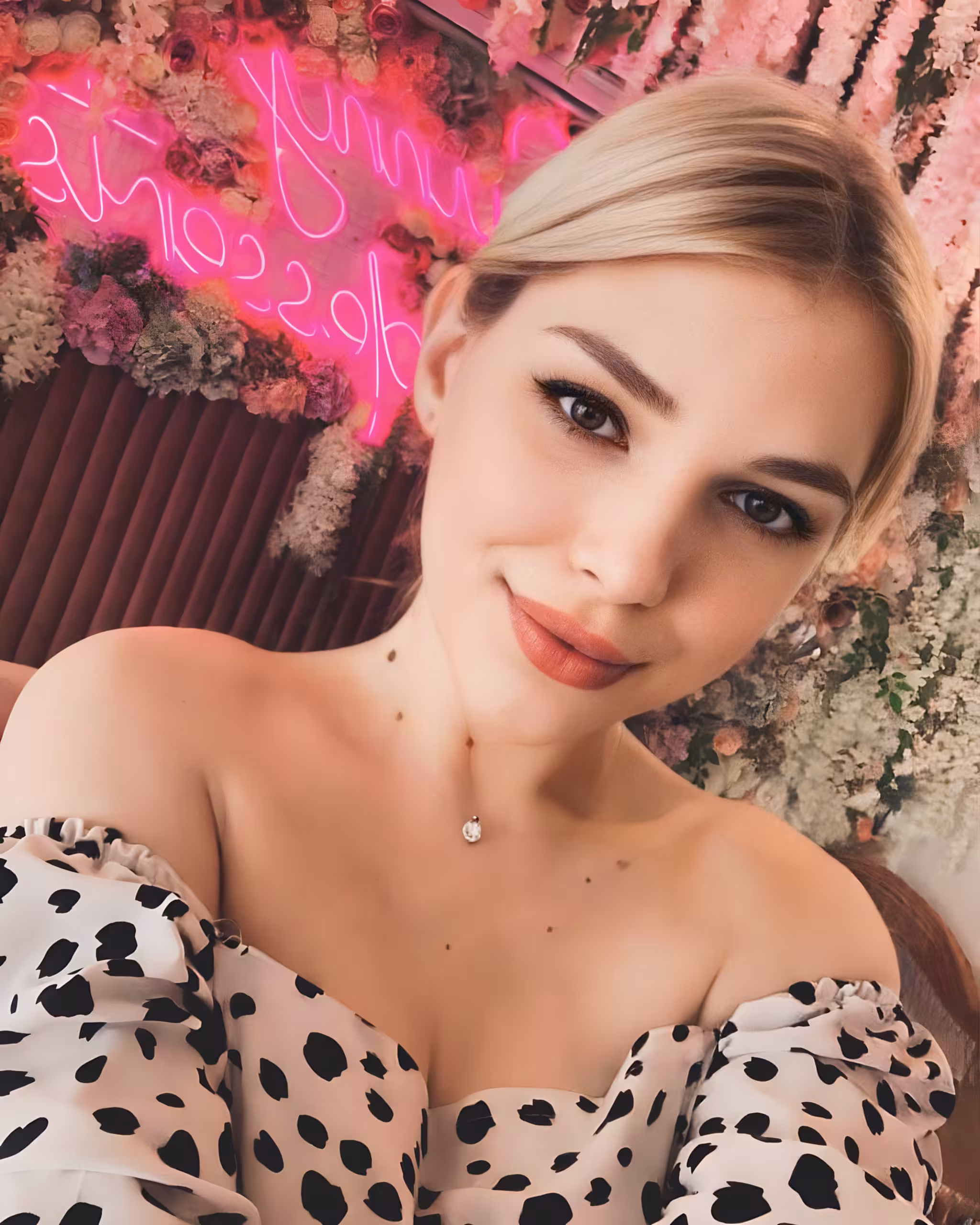 Valeriia 27 yo from Dnipro Ukraine I want to find my protector forever