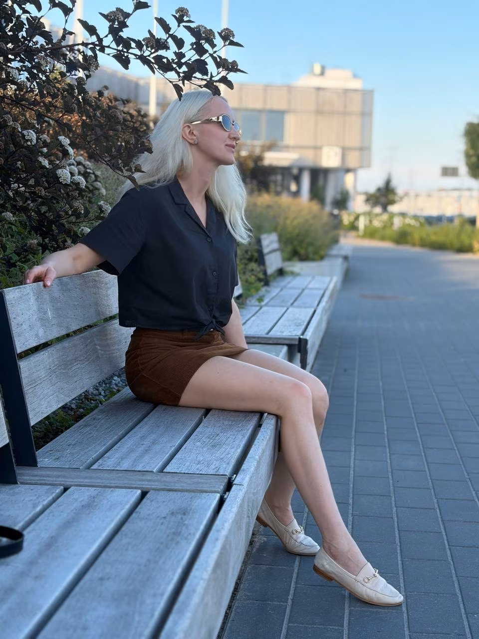 Iaroslava 42 Glukhov Ukraine I'm a bride who needs my protector