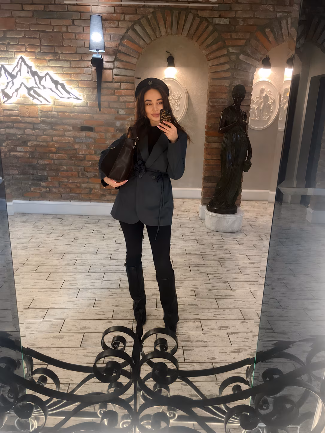 Anna 34 Kyiv  Ukraine I want to find my other half forever