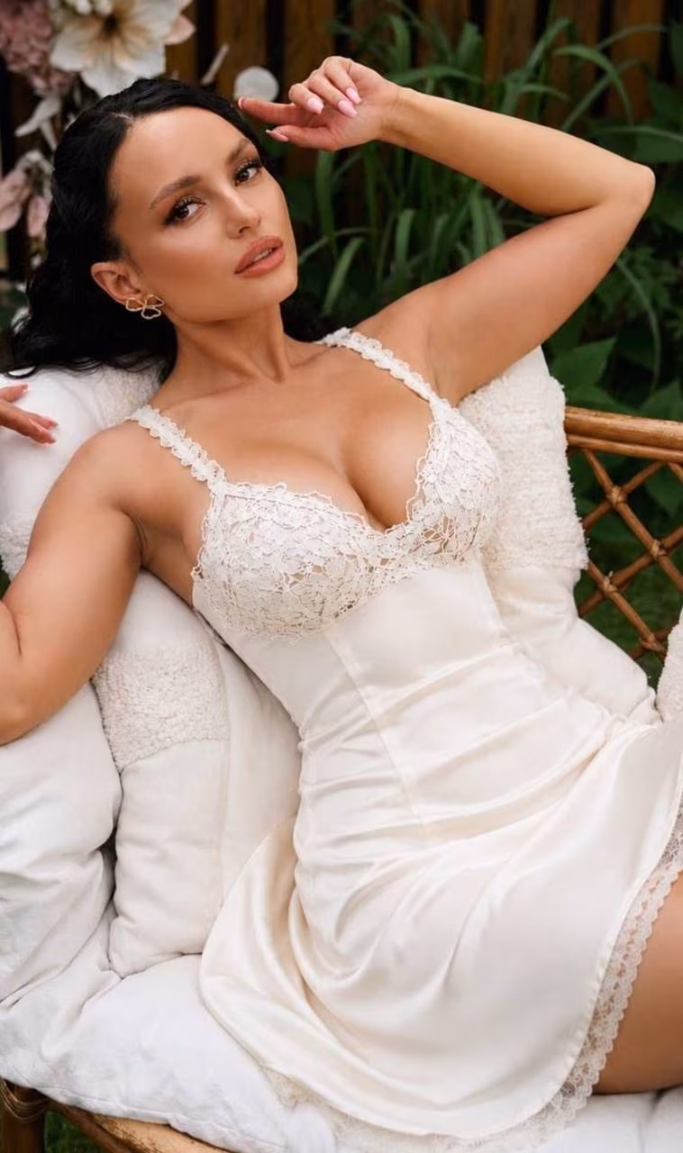 Ivanna 32 Warsaw Poland I want to find my other half forever