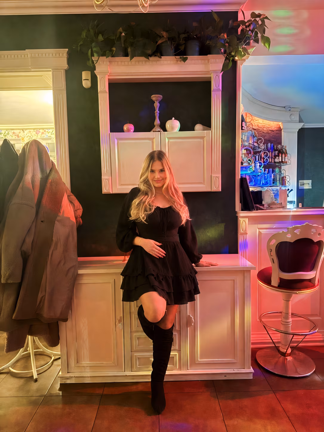 Anita 22 Okhtyrka Ukraine I want to find my soulmate husband