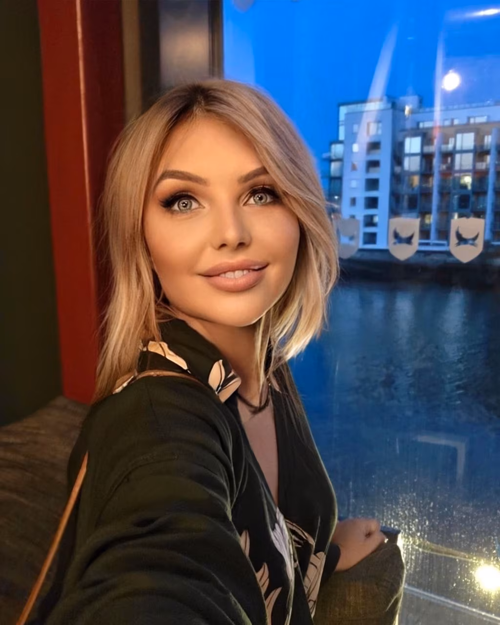 Olena 48 Dublin Ireland I want to meet my dream husband