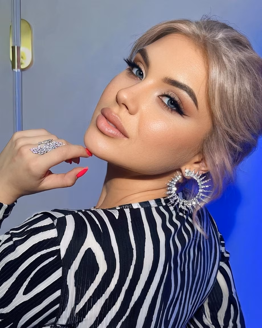Krystyna 24 Kyiv  Ukraine I want to meet my soulmate