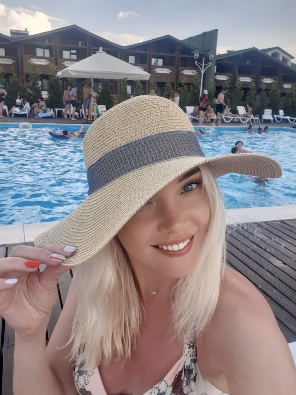 Yuliia 47 Berlin Germany I'm looking for my future gentleman