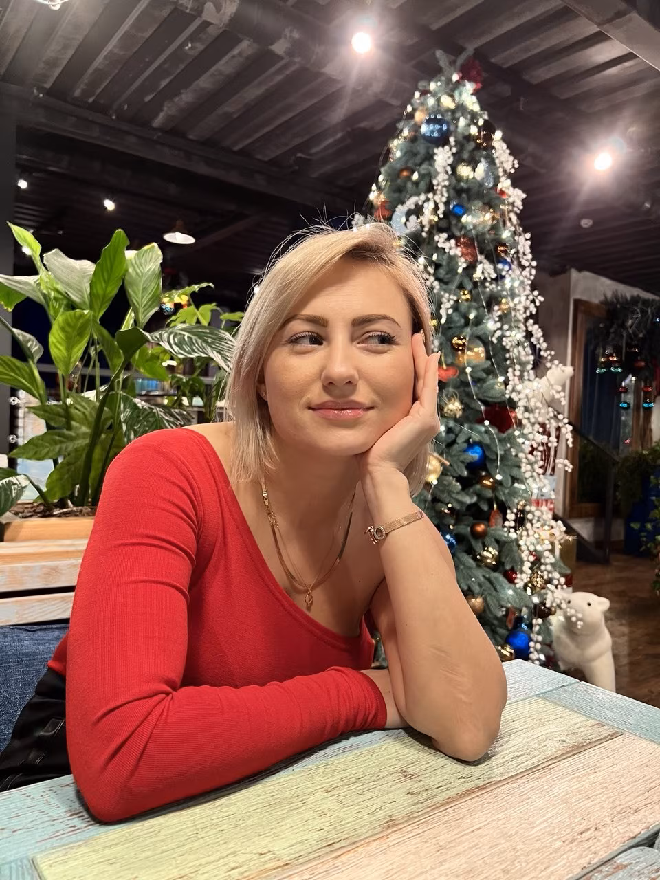 Lina 40 Kyiv   Ukraine I'm ready to meet my beloved partner
