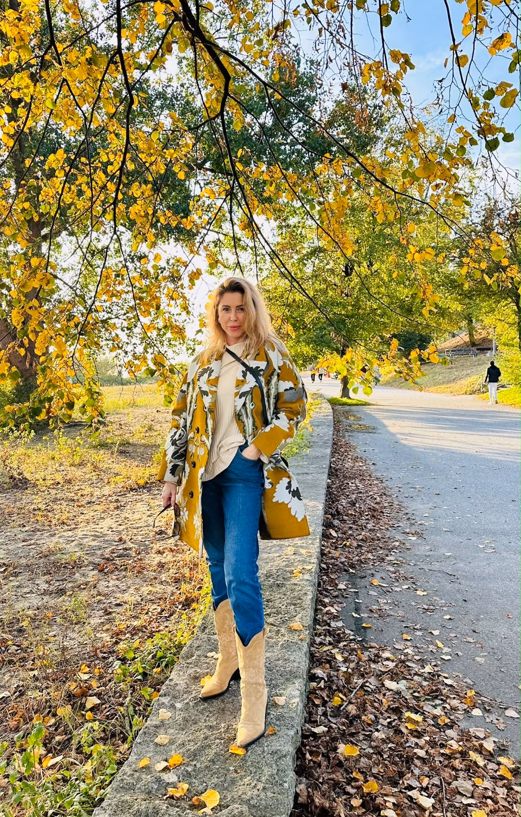 Anna 41 Hamburg Germany I'm searching for my gentleman husband