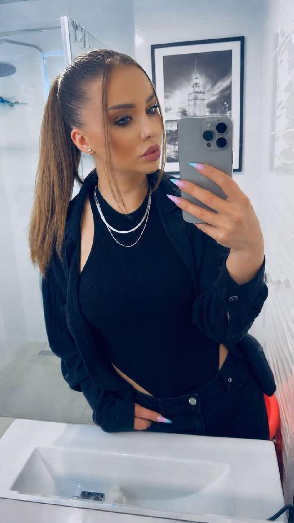 Lilia 34 Warsaw  Poland I'm a bride looking for my partner