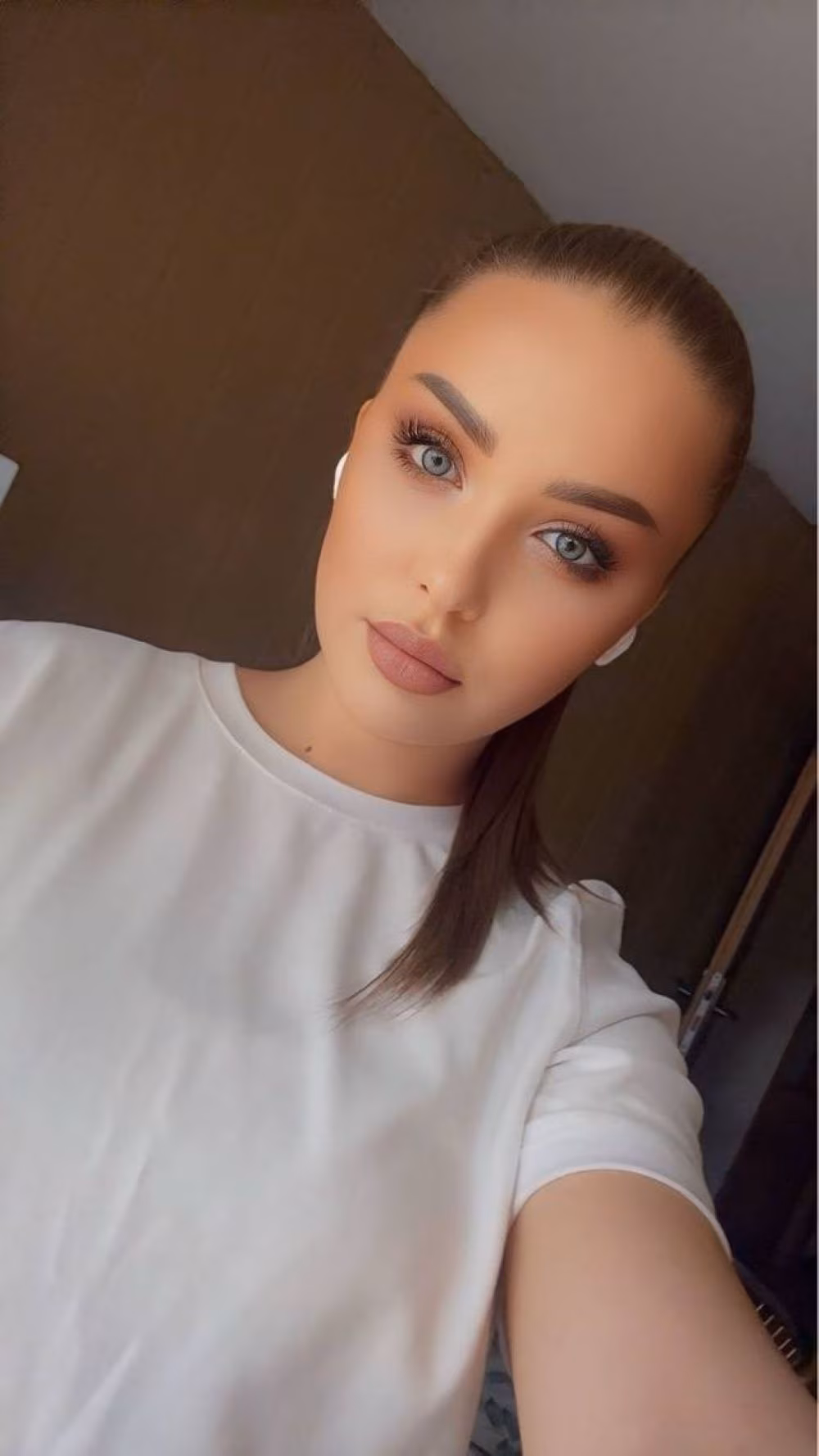 Lilia 34 Warsaw  Poland I'm a bride looking for my partner