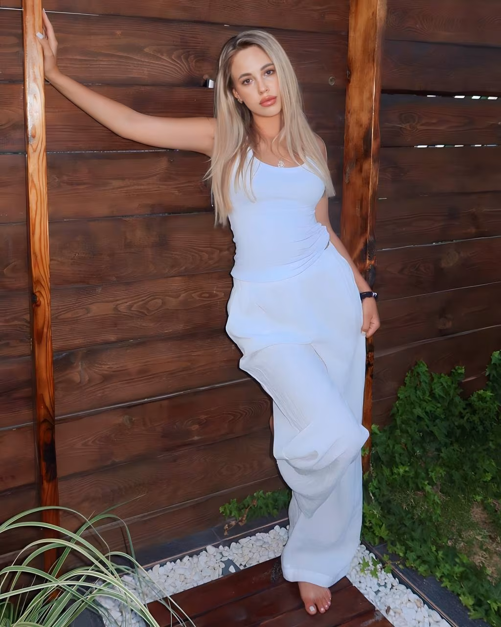 Vlada 22 Odesa Ukraine I'm a bride ready to meet my soulmate