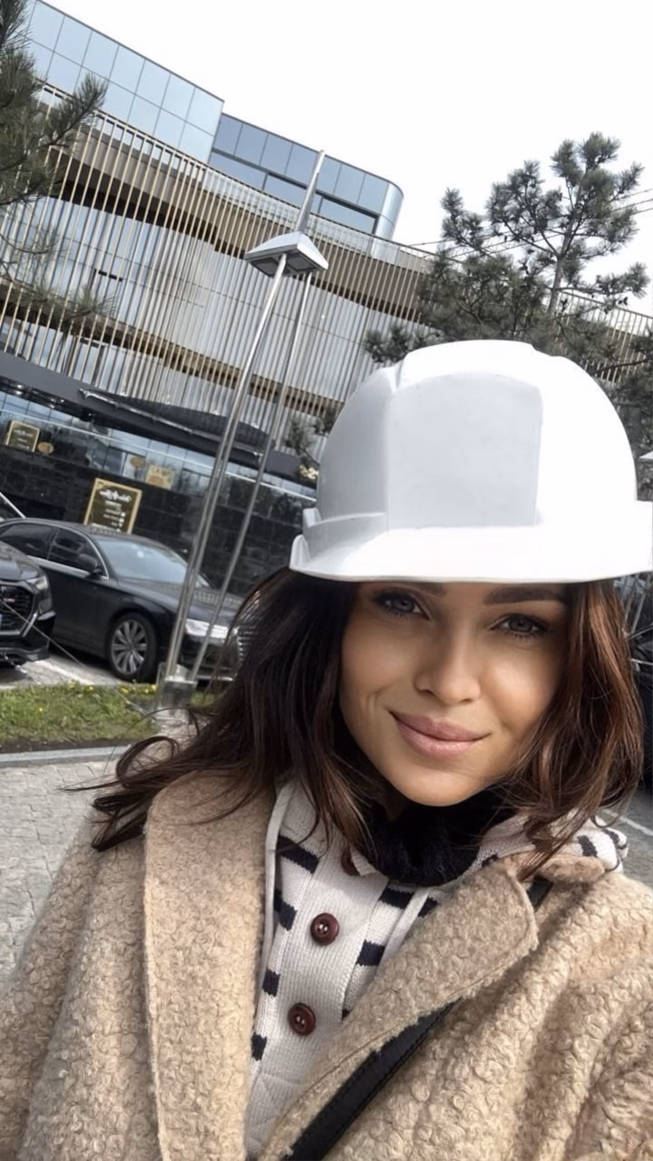 Olena 43 Cyprus/New York Cyprus I'm a bride searching for my prince