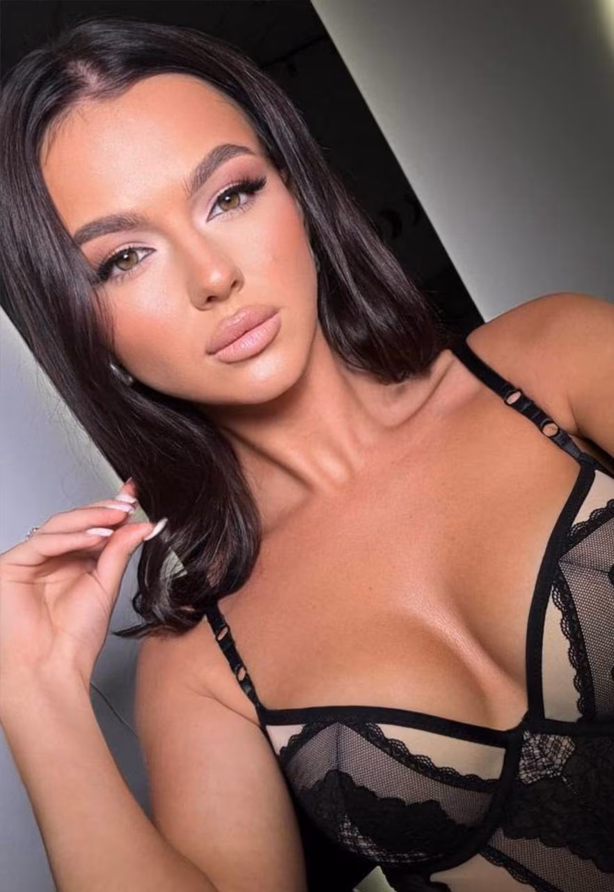 Victoria 28 Warsaw Poland I want to find my best friend husband