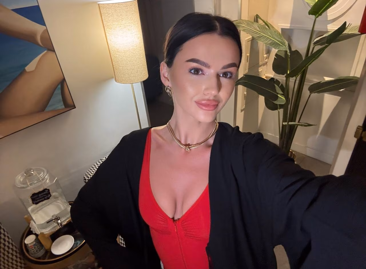 Victoria 28 Warsaw Poland I want to find my best friend husband