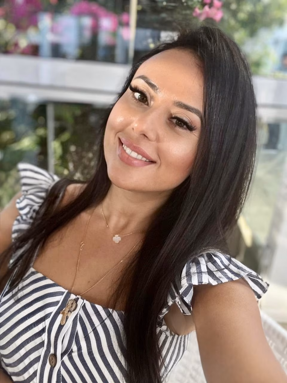 Maryna 40 Dubai United Arab Emirates I want to find my one true soulmate