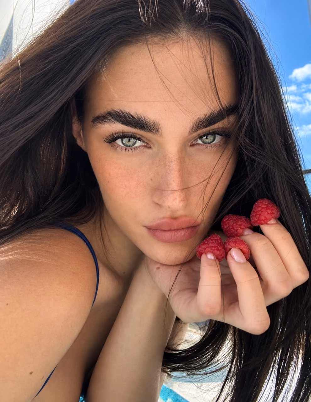 Diana 21 Kyiv, Paris Ukraine I want to find my one true soulmate