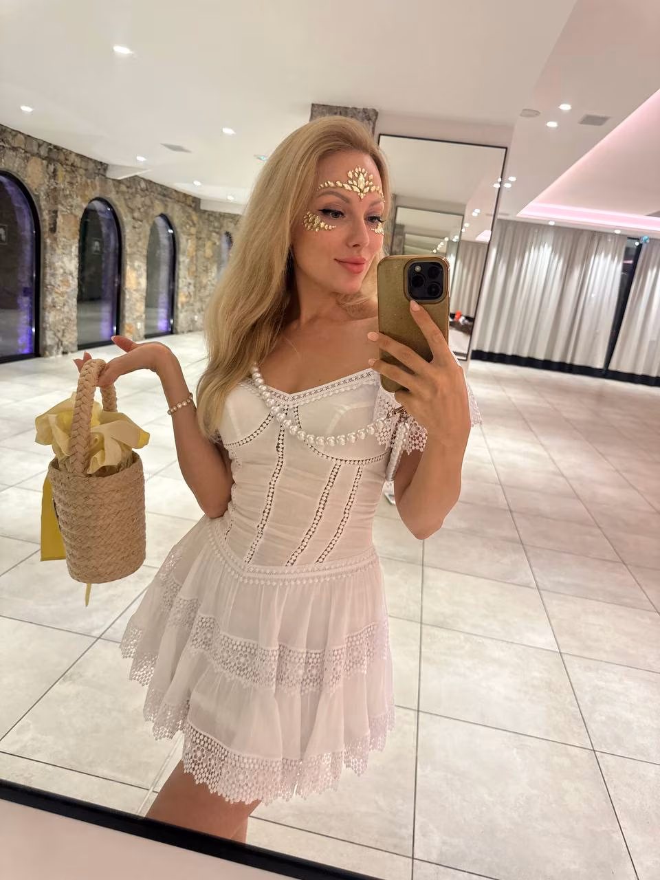 Yulia 40 Cannes France I want to meet my soulmate