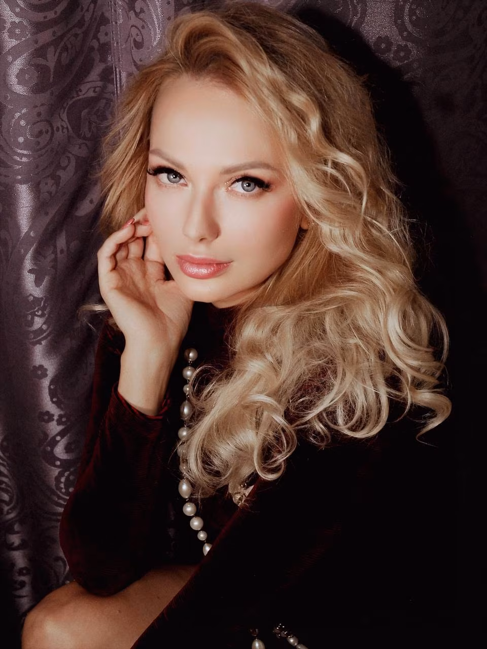 Yulia 40 Cannes France I want to meet my soulmate